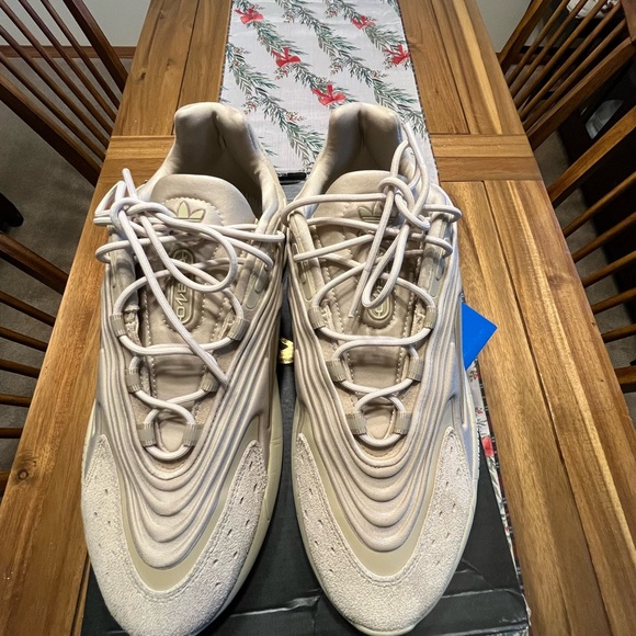 Adidas Ozelia Beige Men's Shoes - Picture 5 of 5
